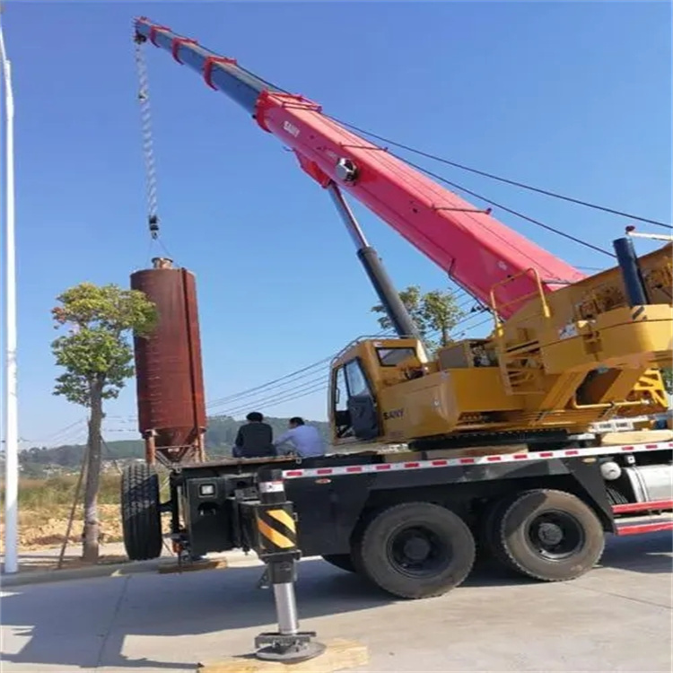 西塞山专业吊车租赁多少钱